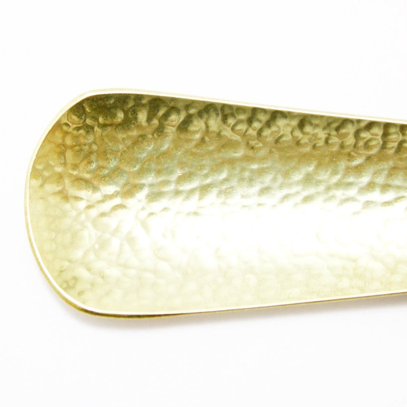 BRASS & LEATHER BOTTLE CHASING SHOEHORN 13303 (真鍮&革の靴べら
