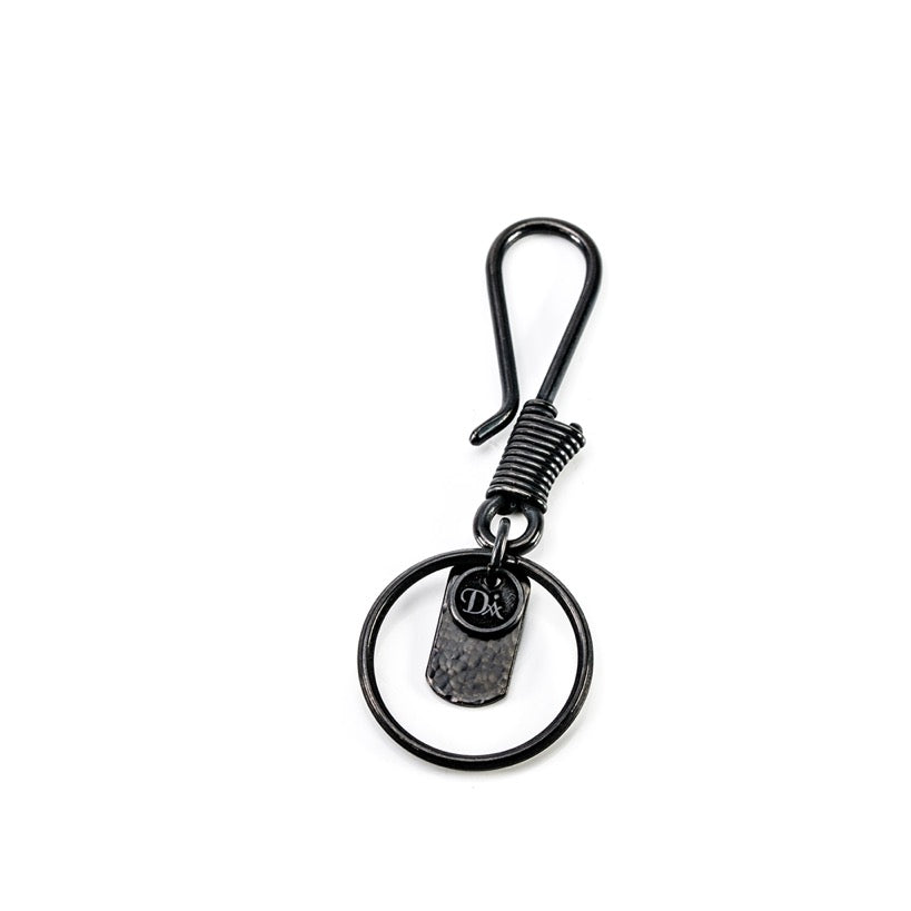 HOOK CHASING PLATE KEYRING 13316 BLK (フック打ち出しプレートキーリング)