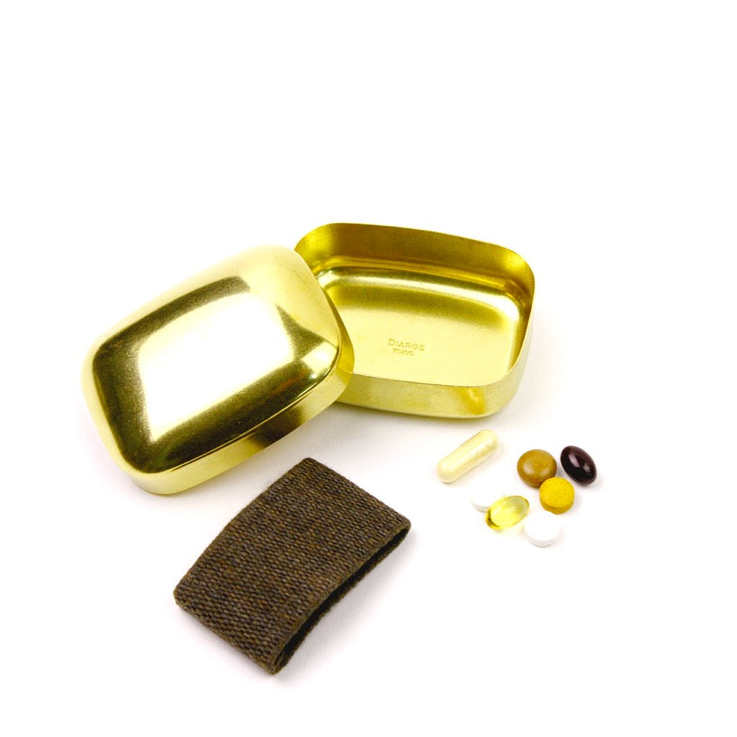 BRASS PILL CASE 13907 GD (真鍮ピルケース)
