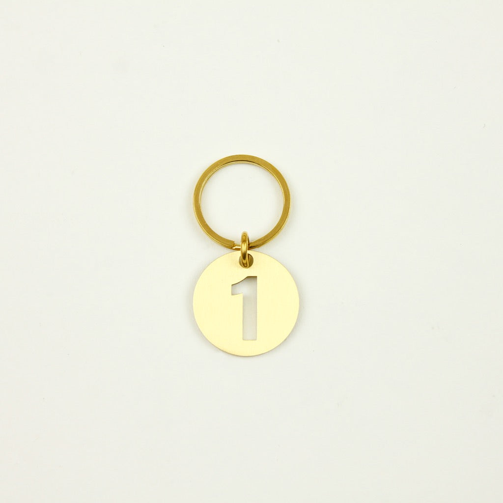 BRASS NUMBER KEYRING 13926 GD (真鍮製ナンバーキーリング)