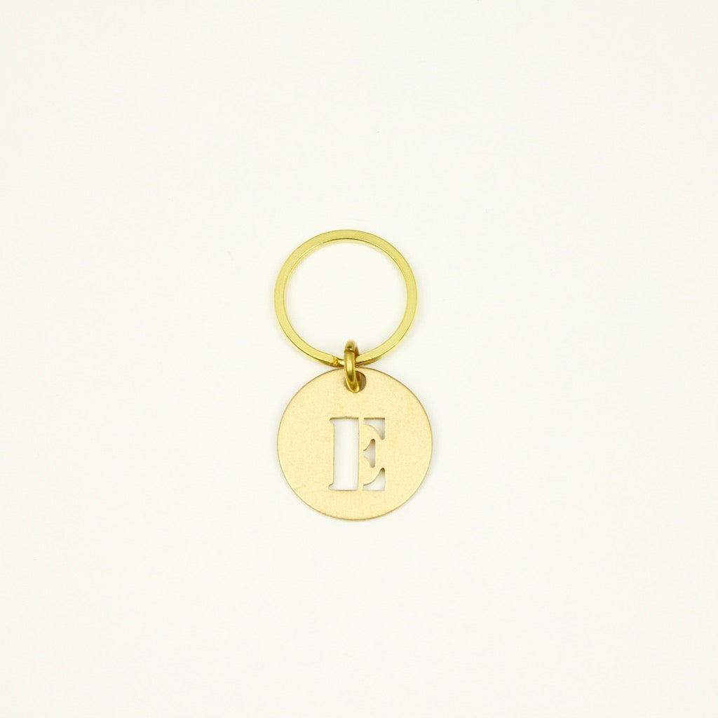 【オンラインストア限定】BRASS ALPHABET KEYRING 13927A GD (真鍮製アルファベットキーリング)