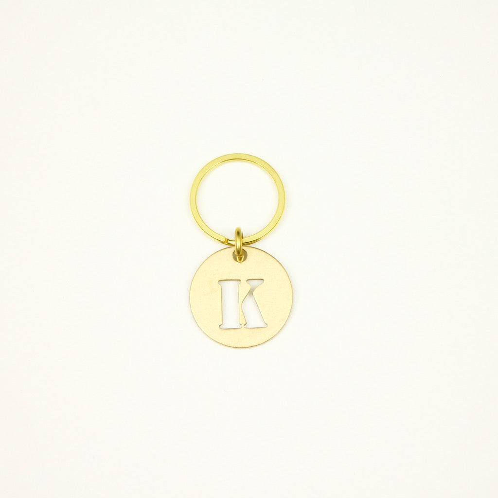 【オンラインストア限定】BRASS ALPHABET KEYRING 13927A GD (真鍮製アルファベットキーリング)