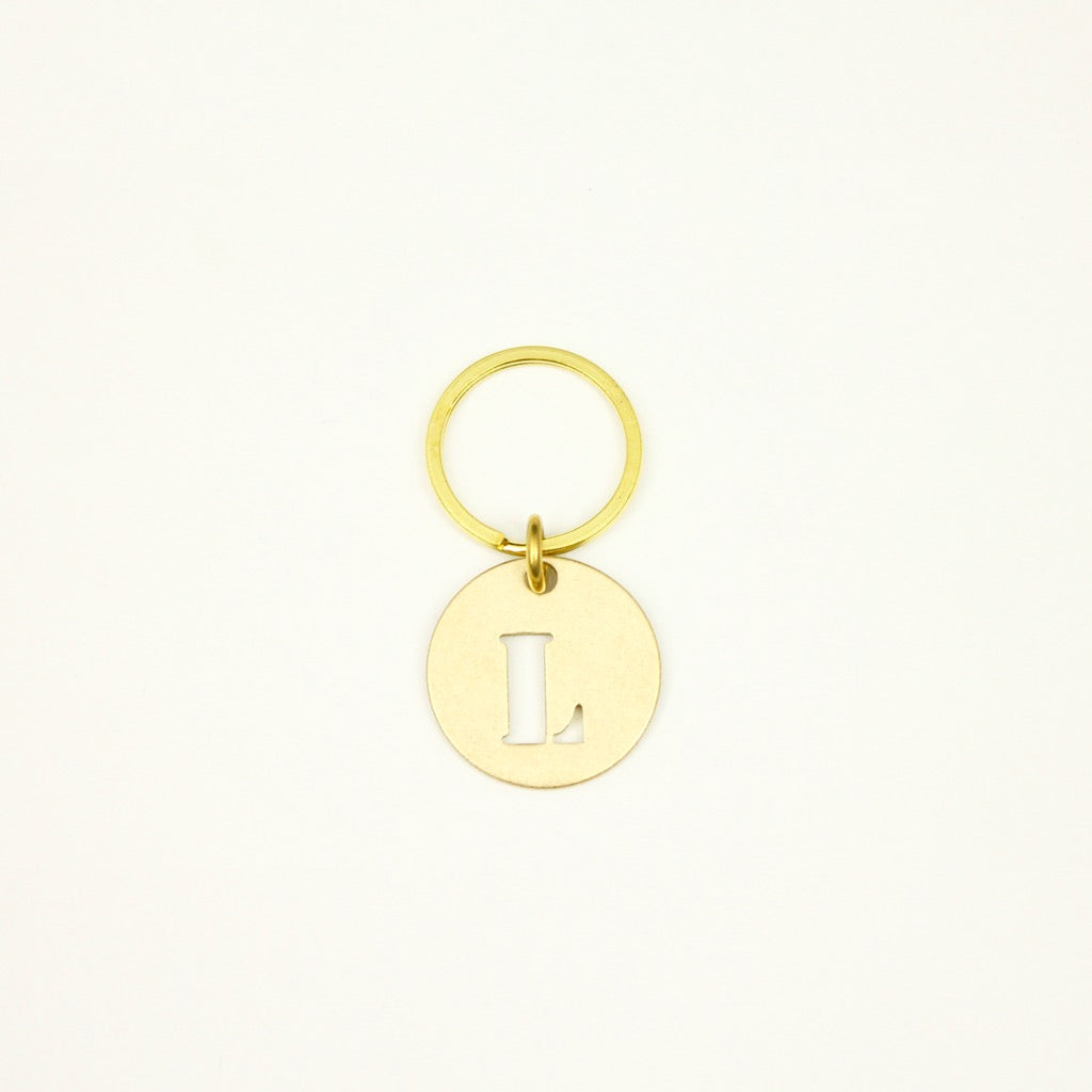 【オンラインストア限定】BRASS ALPHABET KEYRING 13927A GD (真鍮製アルファベットキーリング)