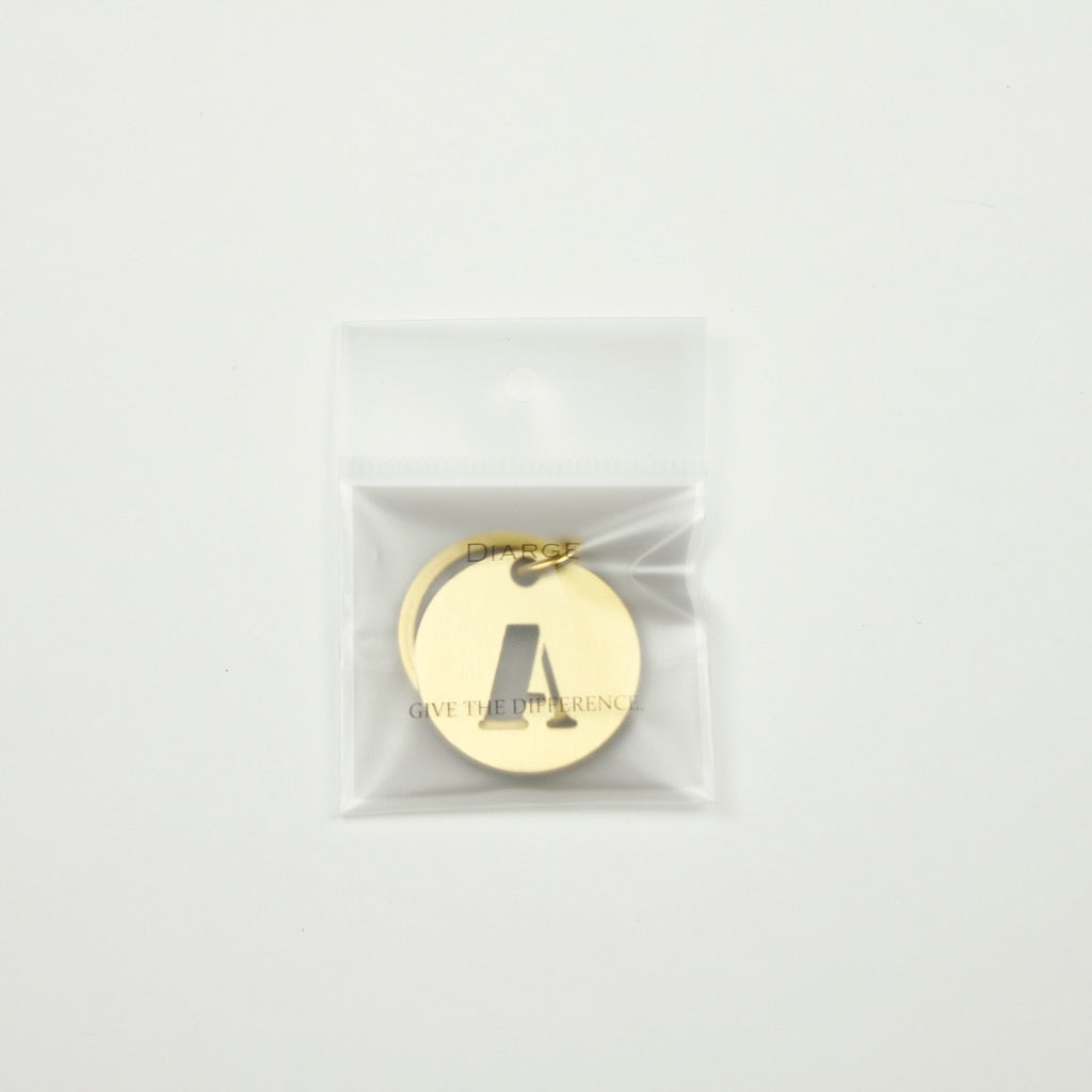 BRASS ALPHABET KEYRING 13927 GD (真鍮製アルファベットキーリング)