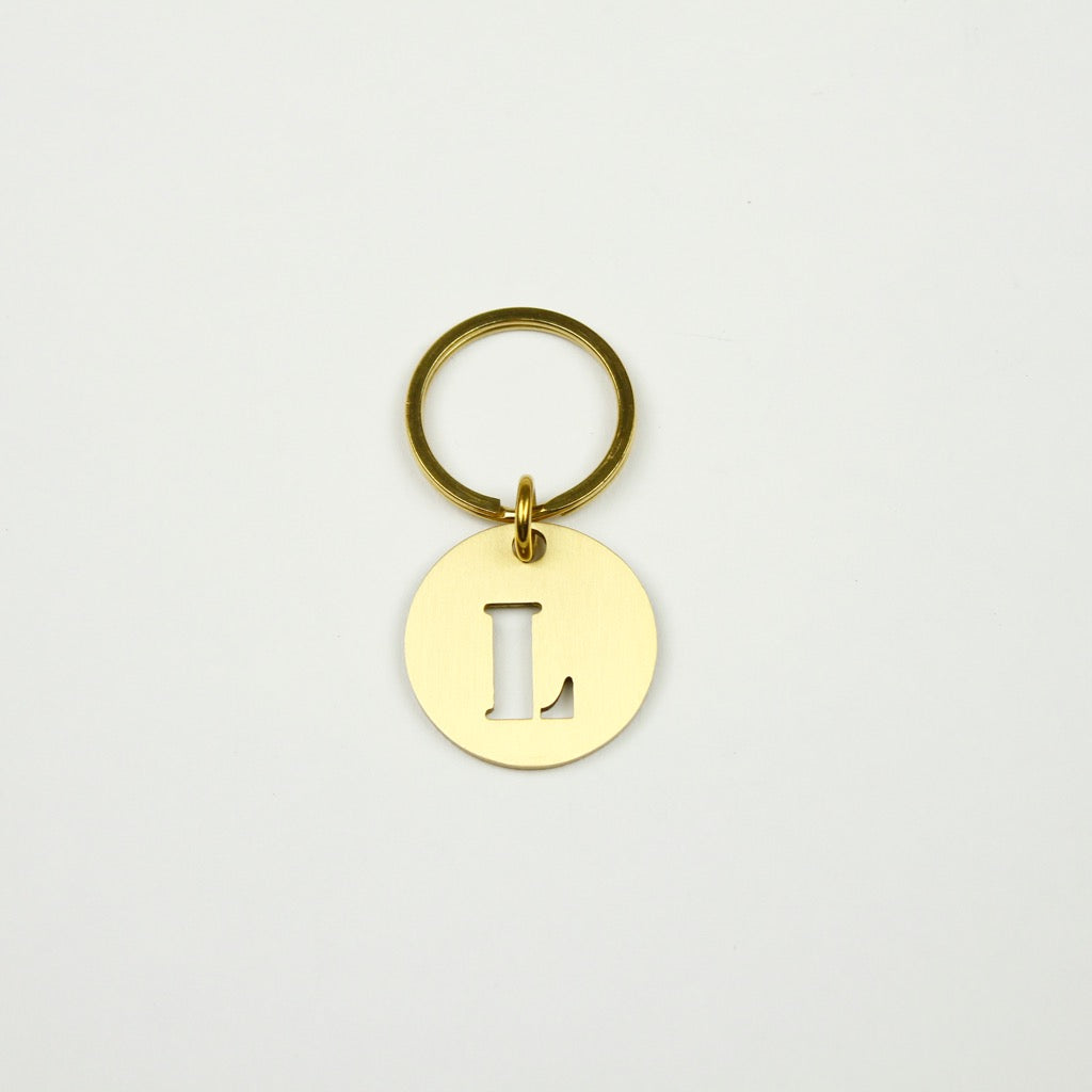 BRASS ALPHABET KEYRING 13927 GD (真鍮製アルファベットキーリング)