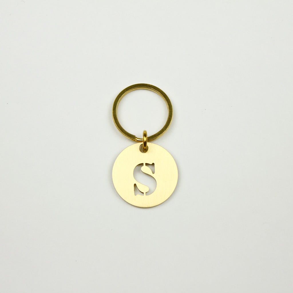 BRASS ALPHABET KEYRING 13927 GD (真鍮製アルファベットキーリング)