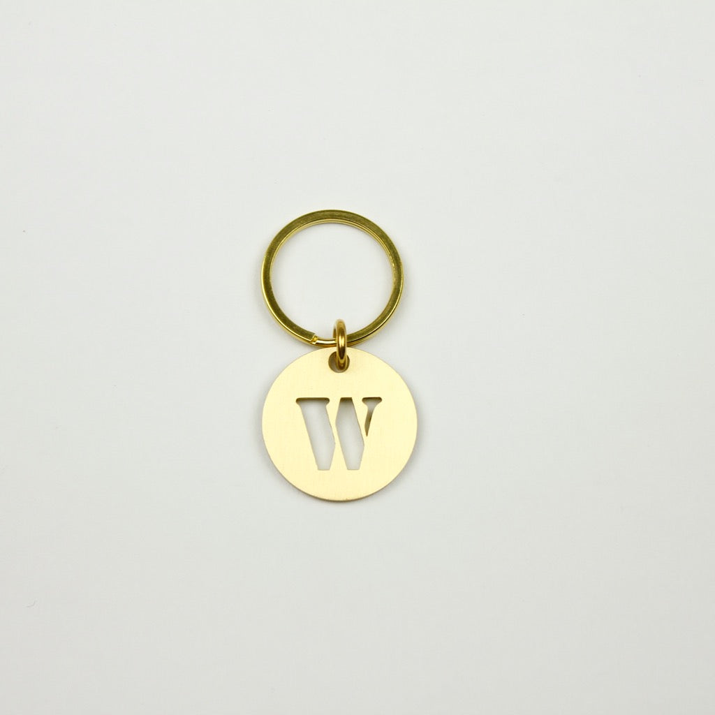 BRASS ALPHABET KEYRING 13927 GD (真鍮製アルファベットキーリング)