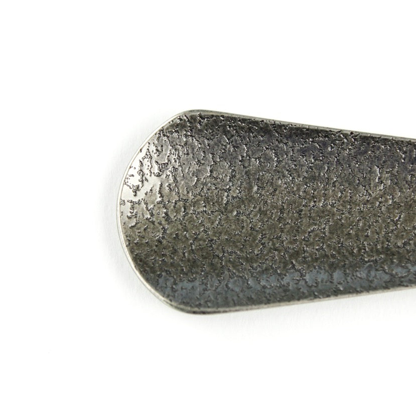 BRASS CAMO SHOEHORN(pocketable) 14304 GN (真鍮カモフラージュ柄靴べら)