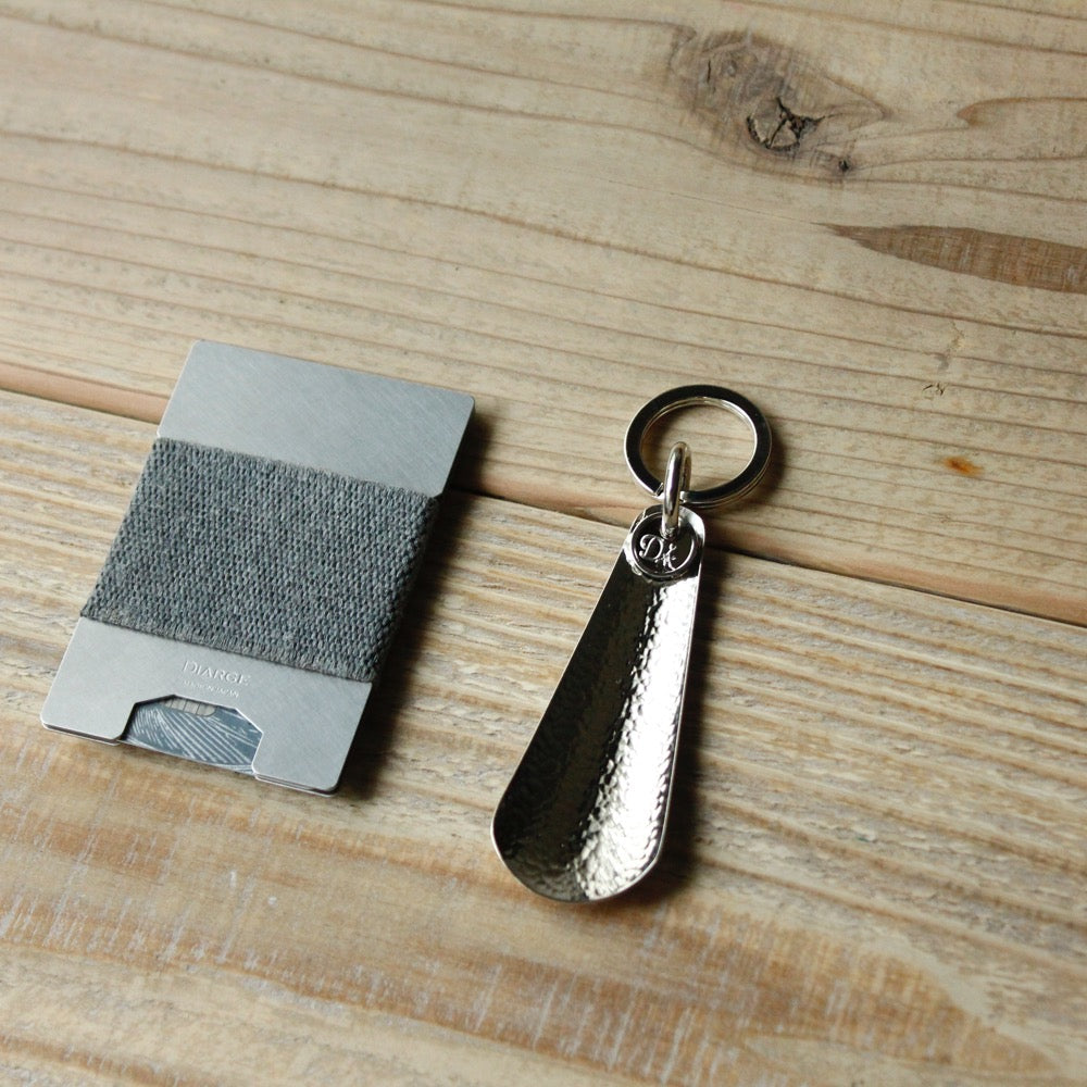 BRASS CHASING SHOEHORN (pockettable) 13304 SV