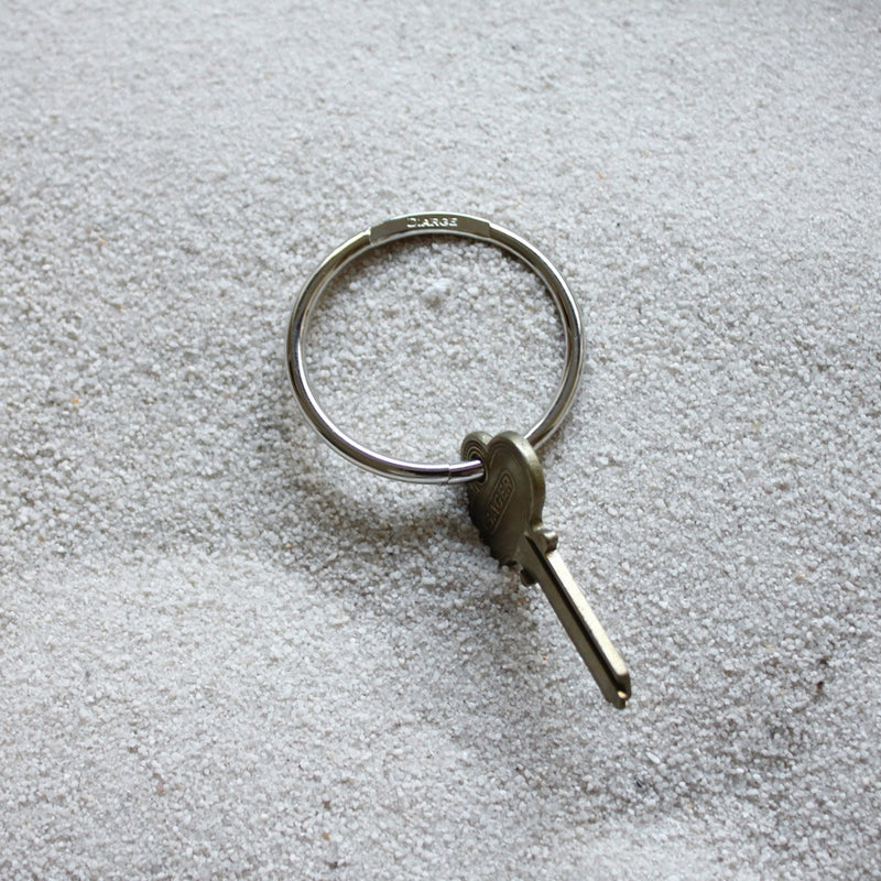 ROUND KEYRING 13329 SV (円形キーリング)