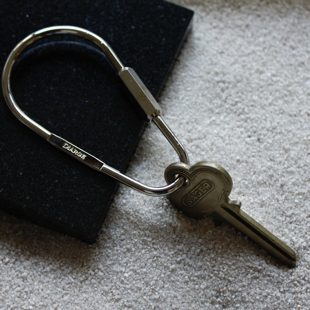 DROP KARABINER KEYRING 13328 SV (ドロップ型カラビナキーリング)