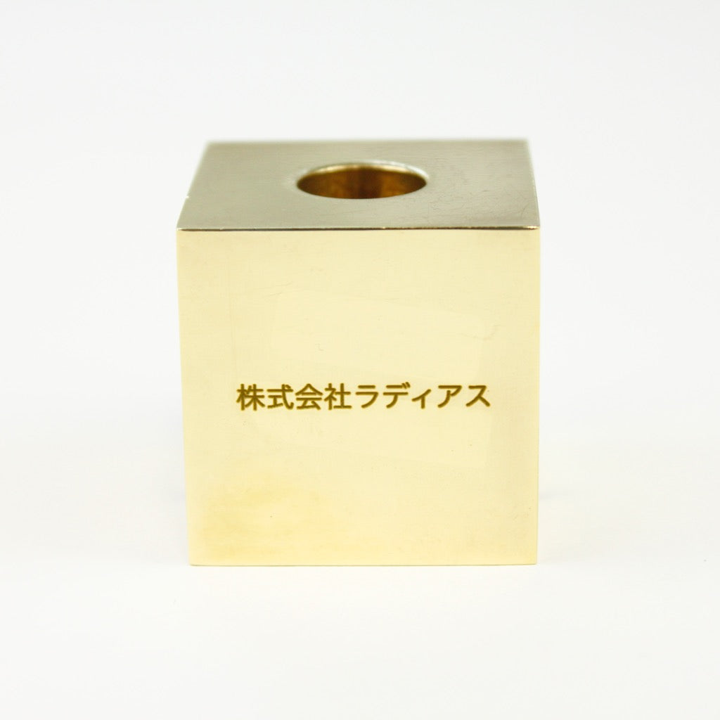 PEN &amp; CARD STAND 13901 MGD