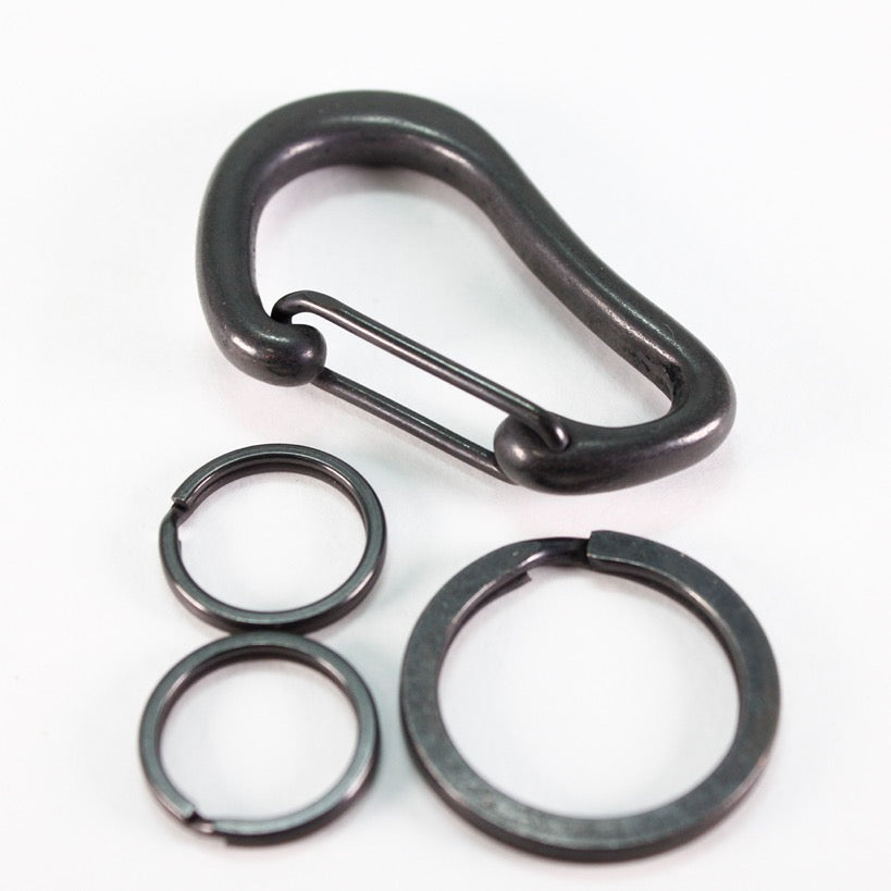 BRASS KARABINER  KEYRING 13308 BLK (真鍮カラビナキーリング)