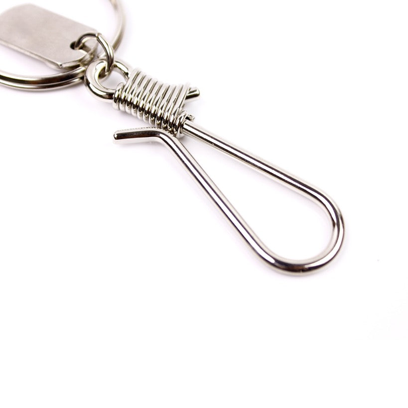 HOOK CHASING PLATE KEYRING 13316 SV (フック打ち出しプレートキーリング)