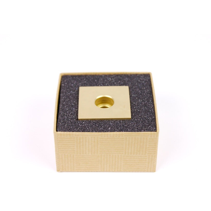 PEN &amp; CARD STAND 13901 MGD
