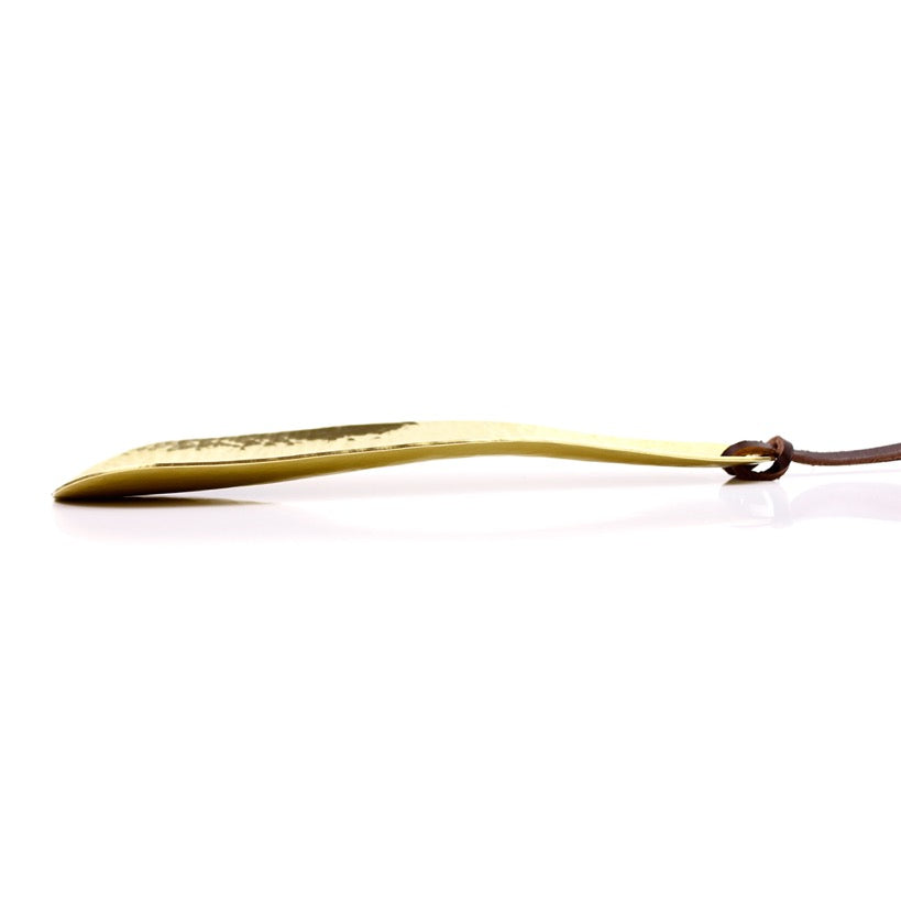BRASS CHASING SHOEHORN(16cm) 14301 GD (真鍮打ち出し加工靴べら)