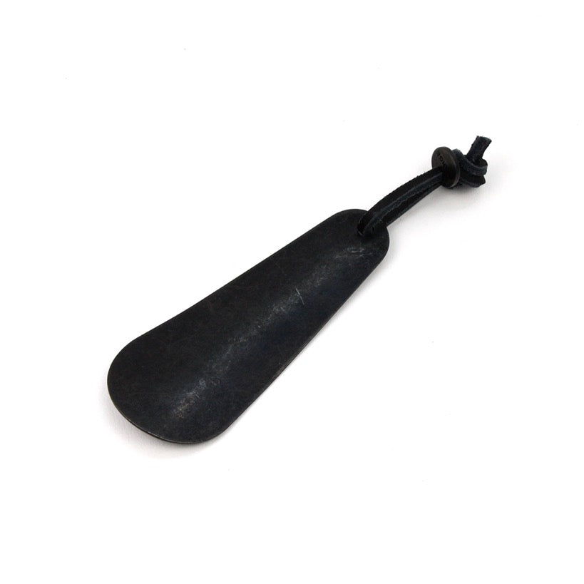 Brass Chasing Shoehorn (10cm) 14305 BLK