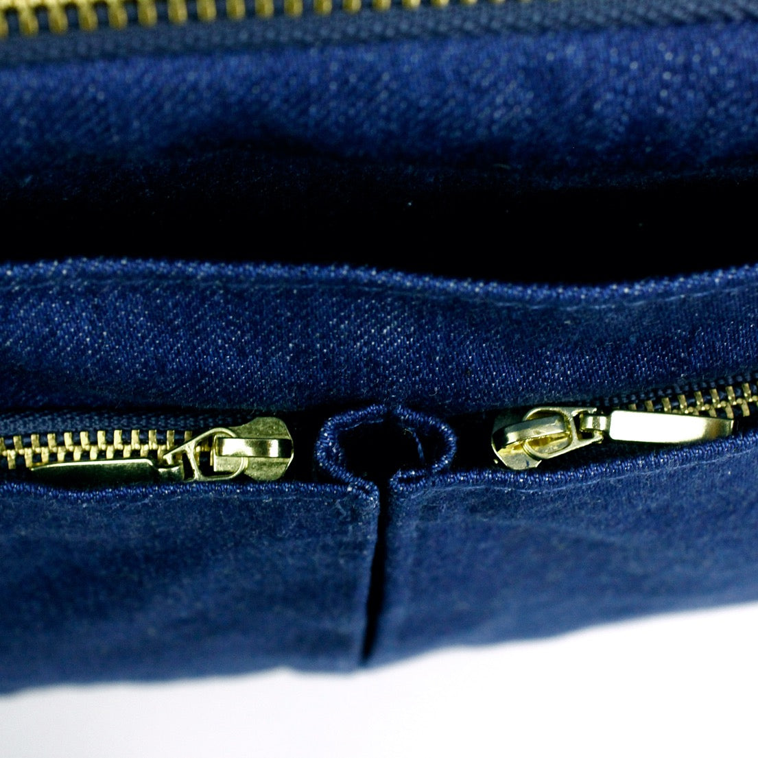 PC & DOCUMENT SLEEVE BAG 17000 BLUE (ノートパソコン&ドキュメントスリーブバッグ)