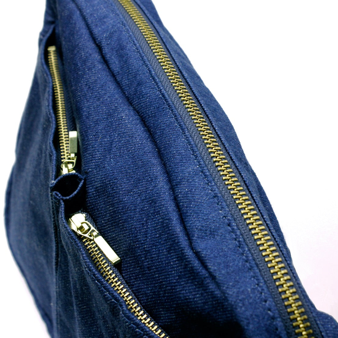 UTILITY POUCH 17002 BLUE (ユーティリティポーチ)